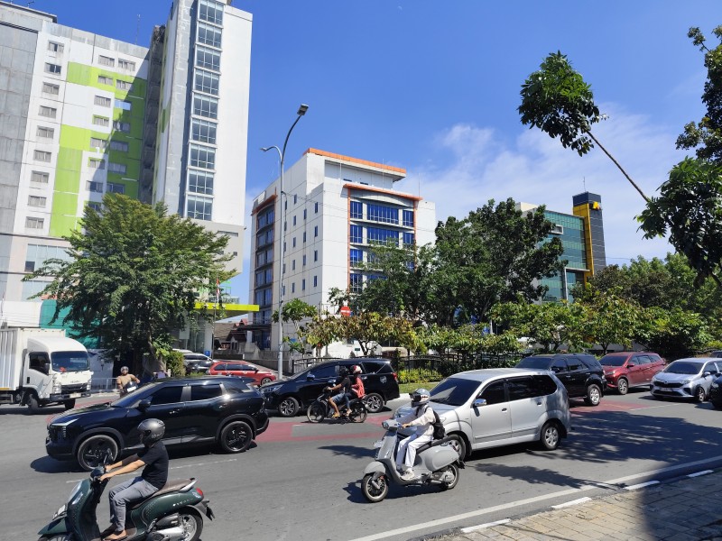 Cuaca Panas Terik Landa Pekanbaru, BMKG: Akibat Tutupan Awan Minim dan Pengaruh Angin Monsun Australia