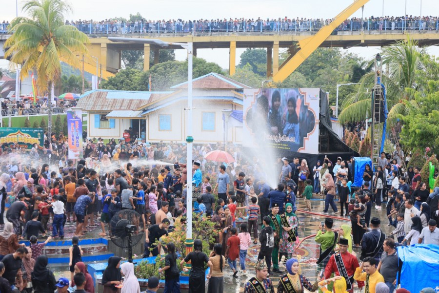 Petang Balimau di Pinggiran Sungai Siak Meriah