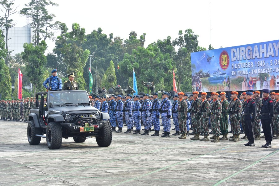 Soliditas TNI dan Rakyat Kian Kuat, HUT ke-80 TNI di Riau Berlangsung Khidmat dan Meriah