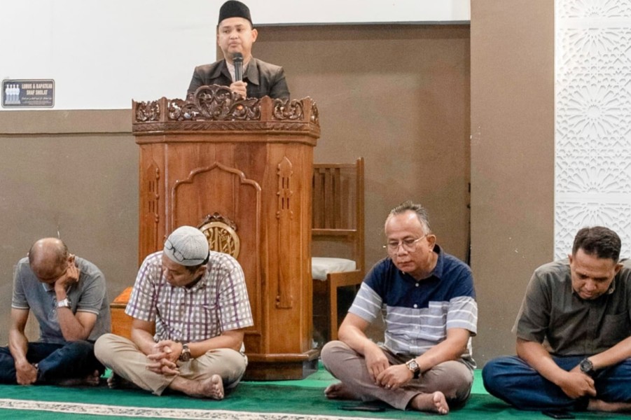 Manajemen  dan Pedagang Pasar Bawah Gelar Doa Bersama Sambut Ramadan