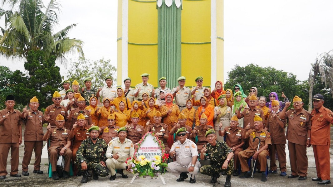 Peringati Harvetnas 2025, DPD LVRI Riau Ziarah Makam Bahagia