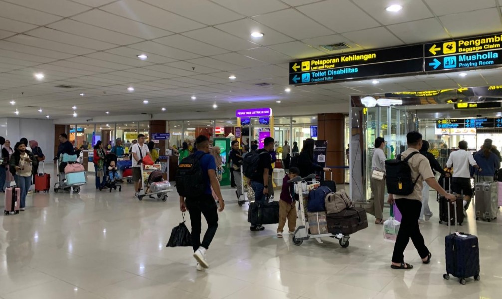 Puncak Arus Nataru Capai 11.118 Penumpang, Bandara SSK II Tegaskan Komitmen Layanan Prima