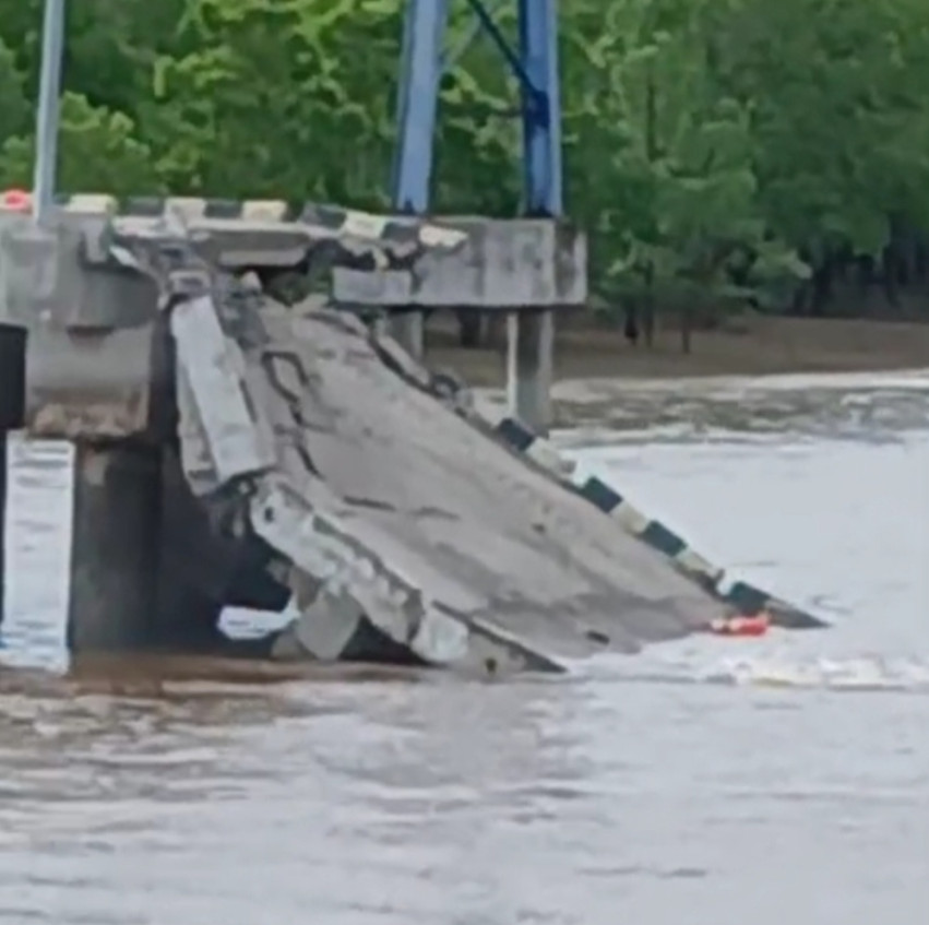 Dermaga KITB Ambruk: Beban Berlebih dan Pemeliharaan Minim Diduga Jadi Penyebab!