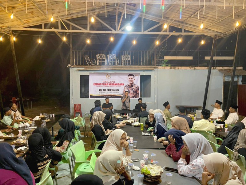 Sosialisasi 4 Pilar di Bengkalis, Senator Arif Eka Dorong Kebijakan Berpihak Kepada Nelayan dan Buruh Pabrik