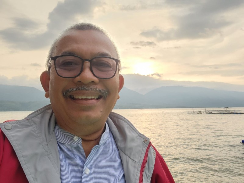 Pengamat Edyanus Desak Bank CIMB Niaga Pekanbaru Segera Buka Fakta dan Bertanggung Jawab!, Korban Diarahkan Lapor OJK