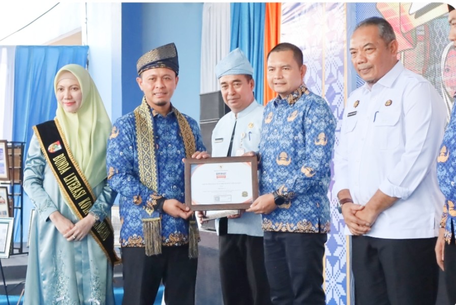 Bapenda Pekanbaru Raih Kategori Sangat Memuaskan, Kadis: Arsip Kunci Transparansi Tata Kelola Pemerintahan
