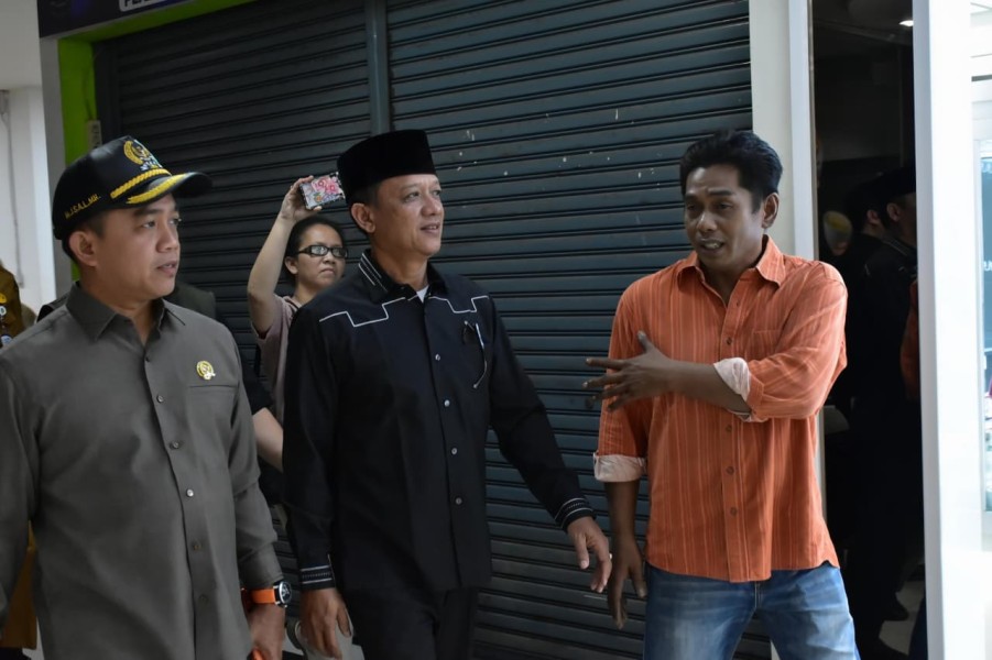 DPRD Sidak Pasar Kodim, Pedagang Ikan Keluhkan Tarif Lapak Naik