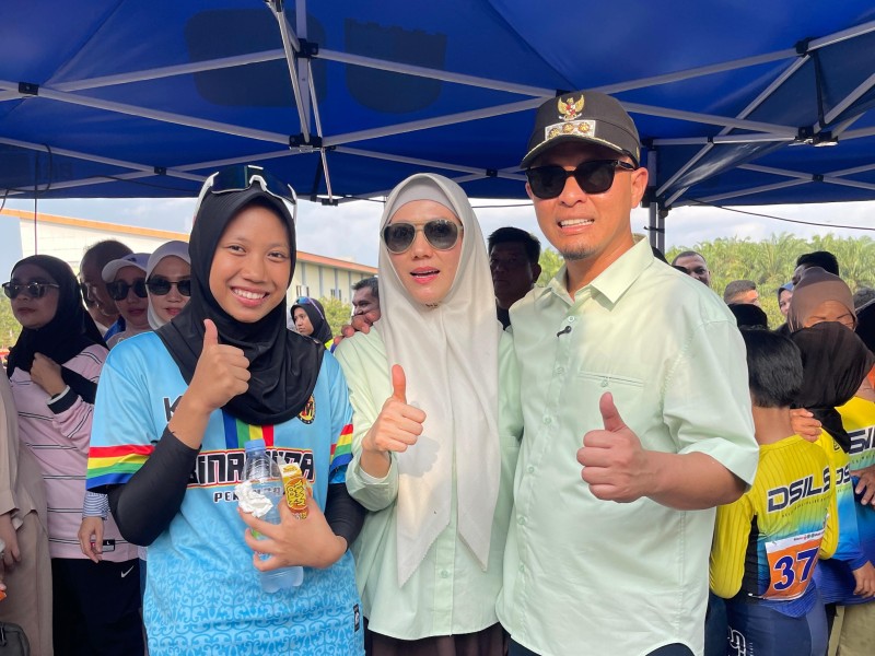 Dari Lintasan Kencana Menuju Panggung Dunia: Atifa Harzula Akselia, Srikandi Muda Pekanbaru yang Tak Kenal Lelah Berlari Mengejar Mimpi