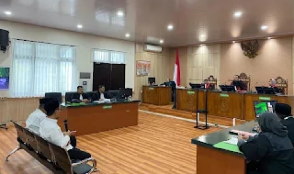 Sidang Perdana Kasus Jalan Pulau Kijang–Sanglar, Dua Terdakwa Didakwa Tipikor