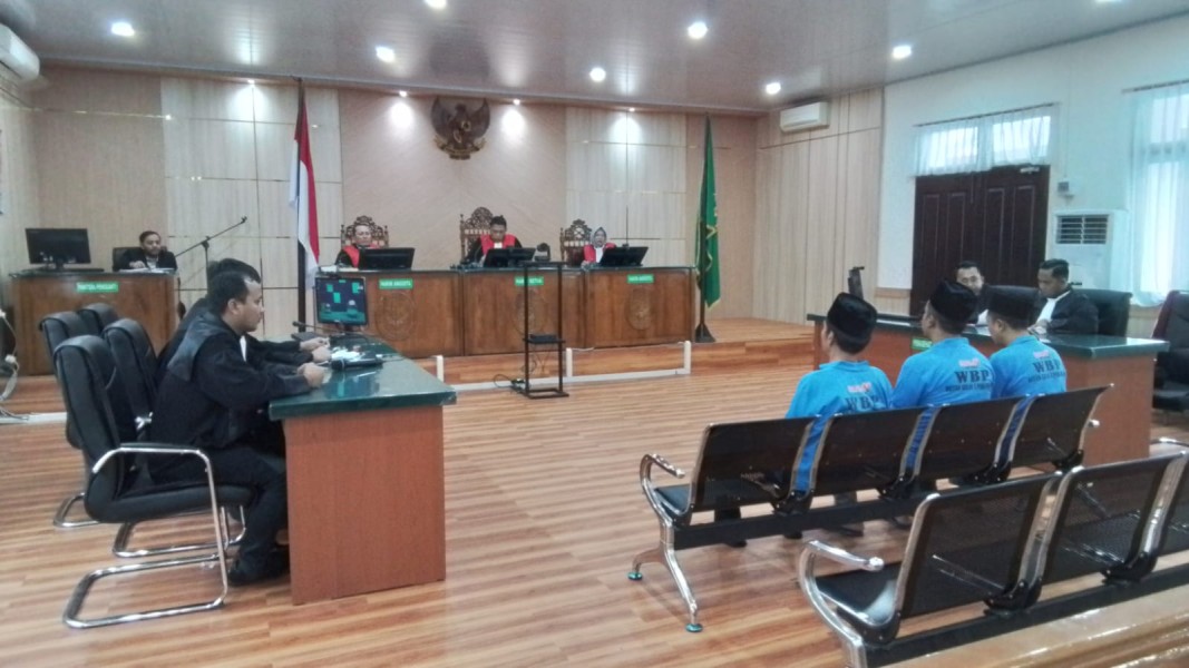Jalani Sidang Perdana, Tiga Terdakwa Dugaan Korupsi Dana Sawit Tak Ajukan Eksepsi