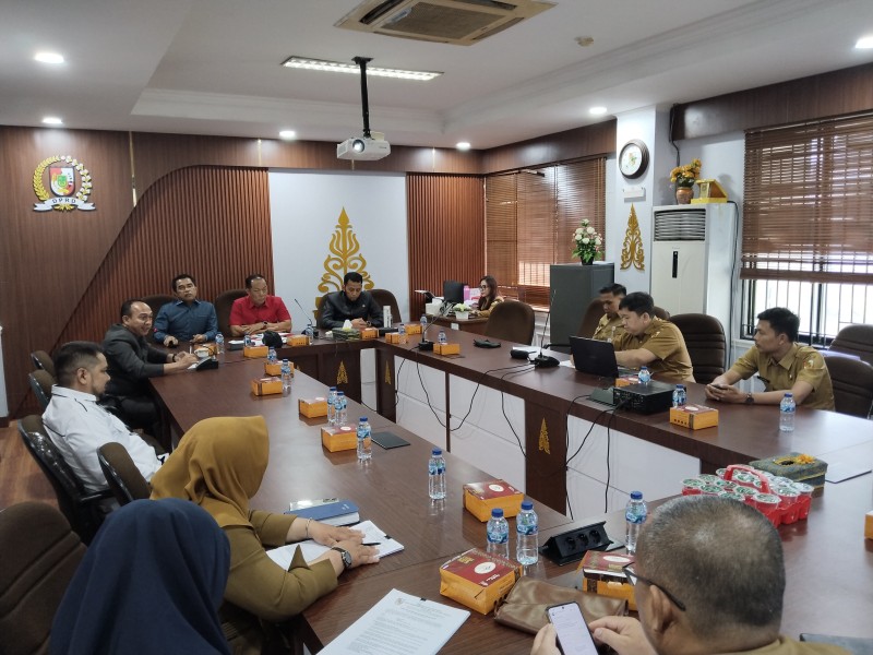 DPRD: Semua Provider Tak Berizin, Pemko Diam Saja